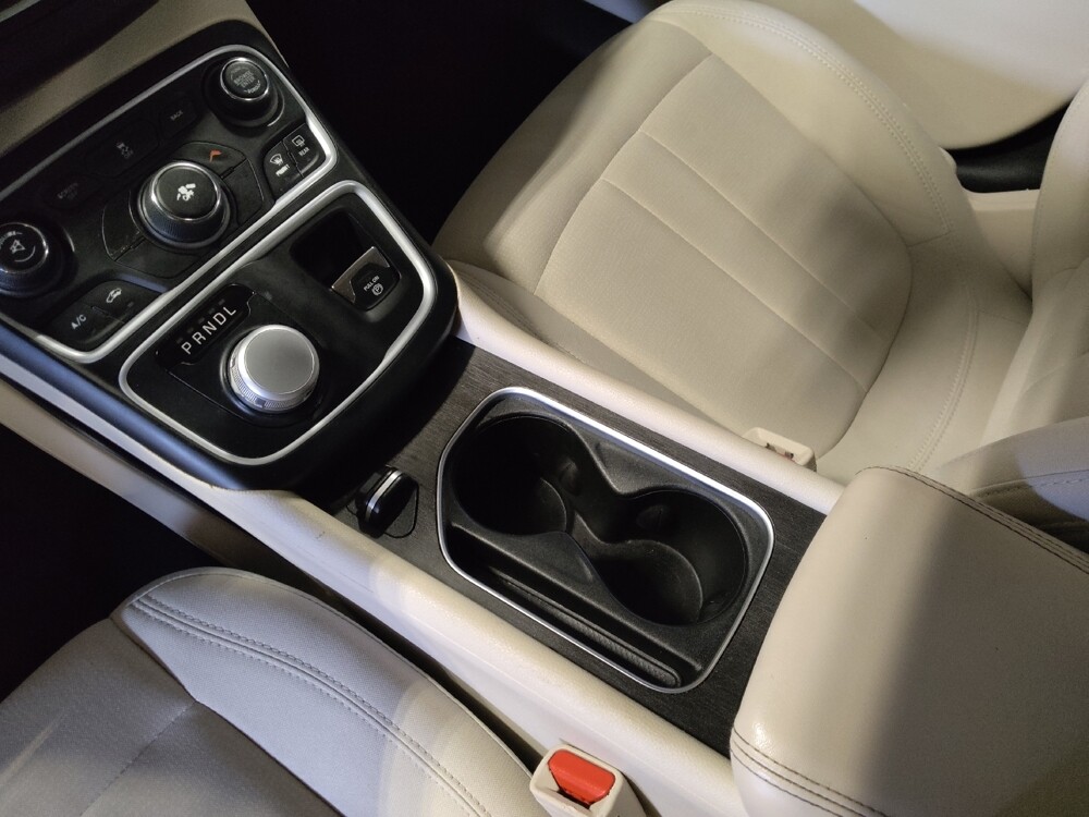 2017 Chrysler 200 in Jacksonville, FL 32210 - 18055732 26