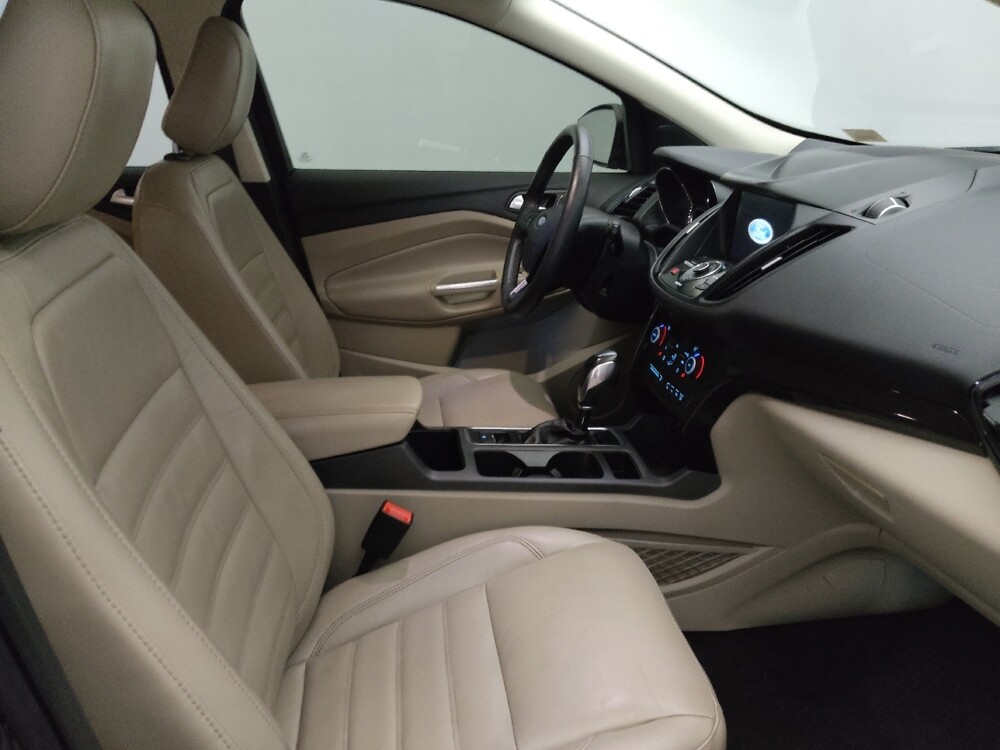 2019 Ford Escape in Jacksonville, FL 32210 - 18055738 21