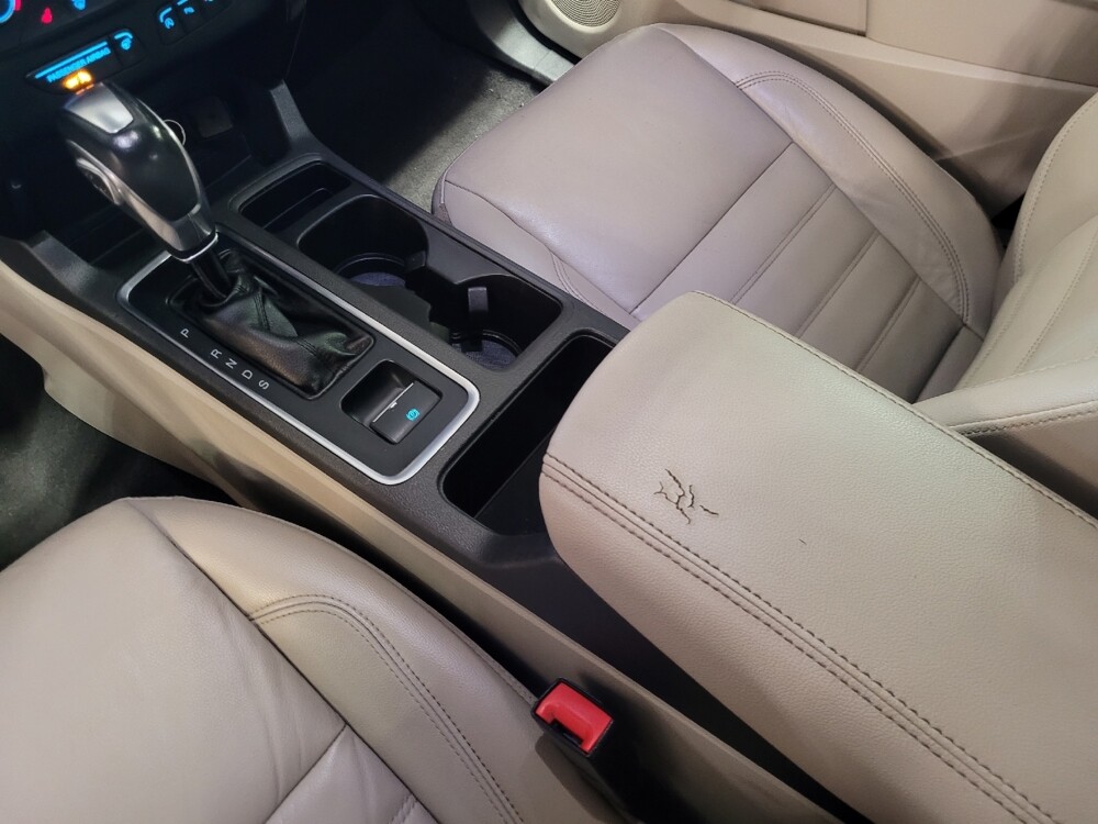 2019 Ford Escape in Jacksonville, FL 32210 - 18055738 26