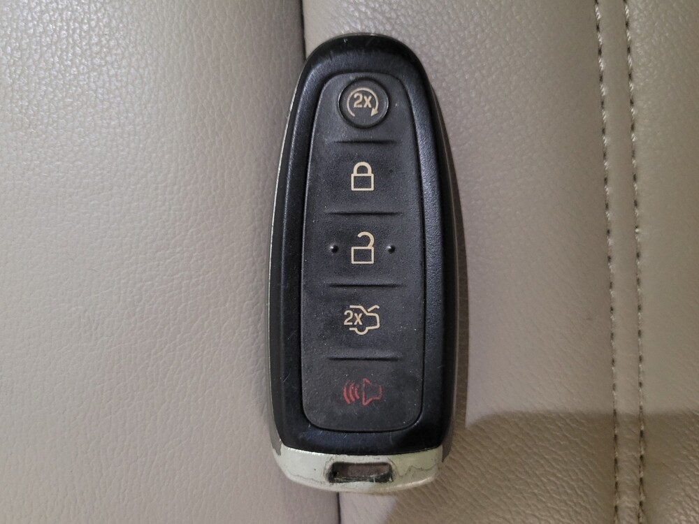 2019 Ford Escape in Jacksonville, FL 32210 - 18055738 32