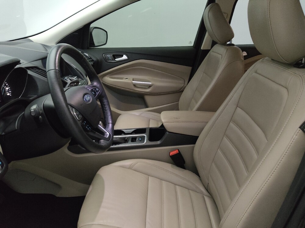 2019 Ford Escape in Jacksonville, FL 32210 - 18055738 17