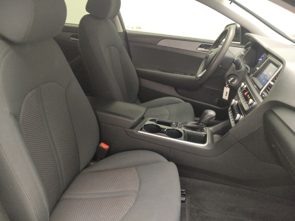 2019 Hyundai Sonata in Union City, GA 30291 - 18055945 21