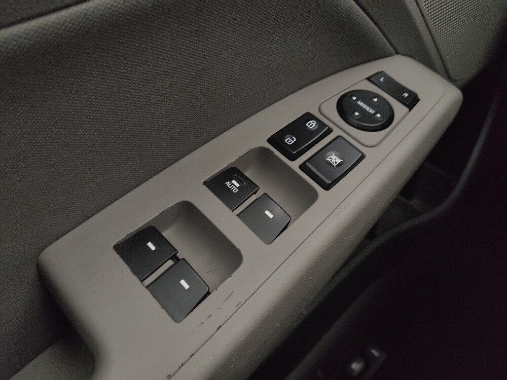 2019 Hyundai Elantra in Midlothian, IL 60445 - 18055999 27