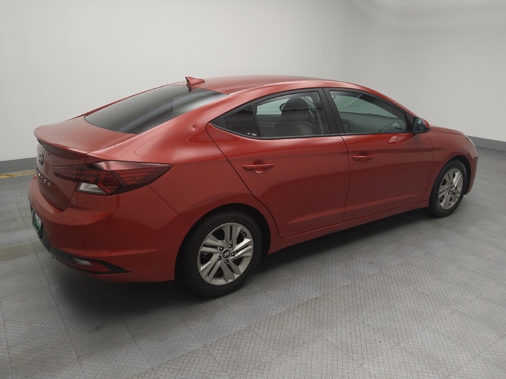 2019 Hyundai Elantra in Midlothian, IL 60445 - 18055999 10