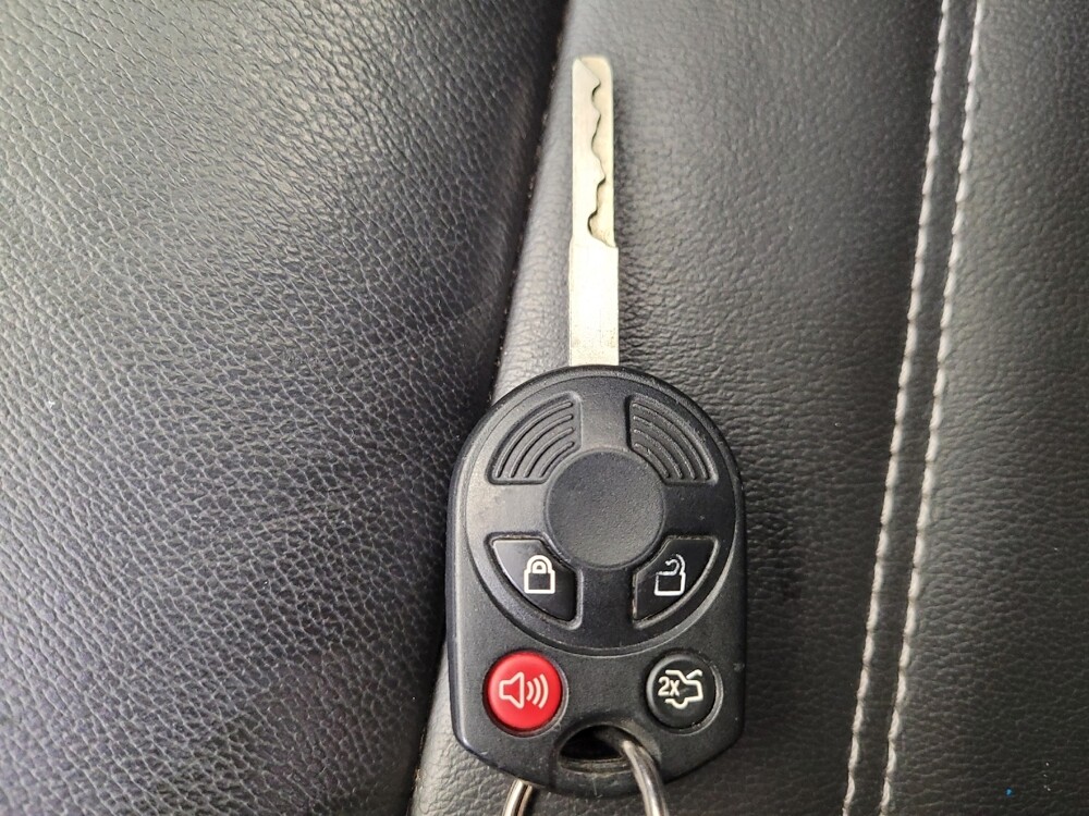 2018 Ford Escape in Miamisburg, OH 45342 - 18056108 32