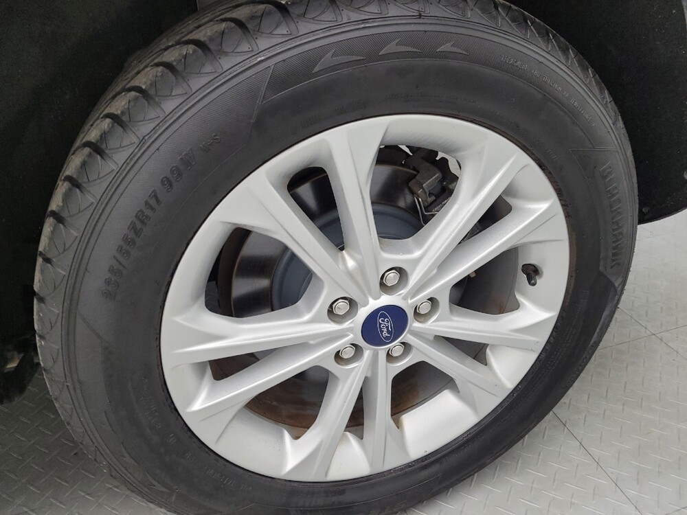 2018 Ford Escape in Miamisburg, OH 45342 - 18056108 31