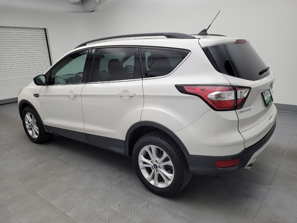 2018 Ford Escape in Miamisburg, OH 45342 - 18056108 3