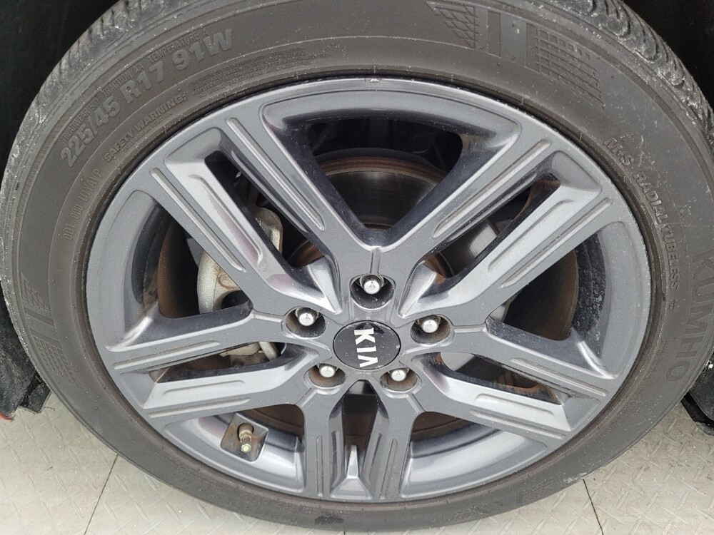 2019 Kia Forte in Fort Myers, FL 33907 - 18056118 31