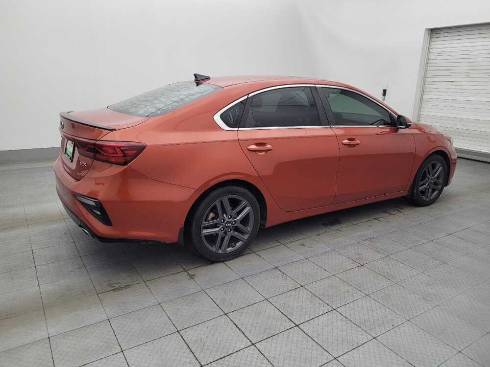 2019 Kia Forte in Fort Myers, FL 33907 - 18056118 10