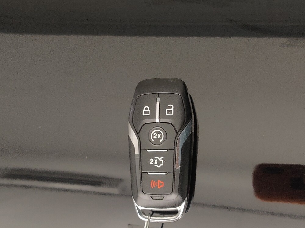 2016 Lincoln MKX in Gladstone, MO 64118 - 18056132 32