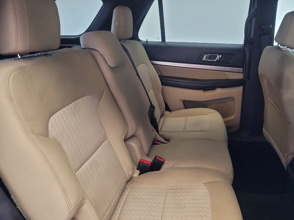 2016 Ford Explorer in Highland, IN 46322 - 18056250 19