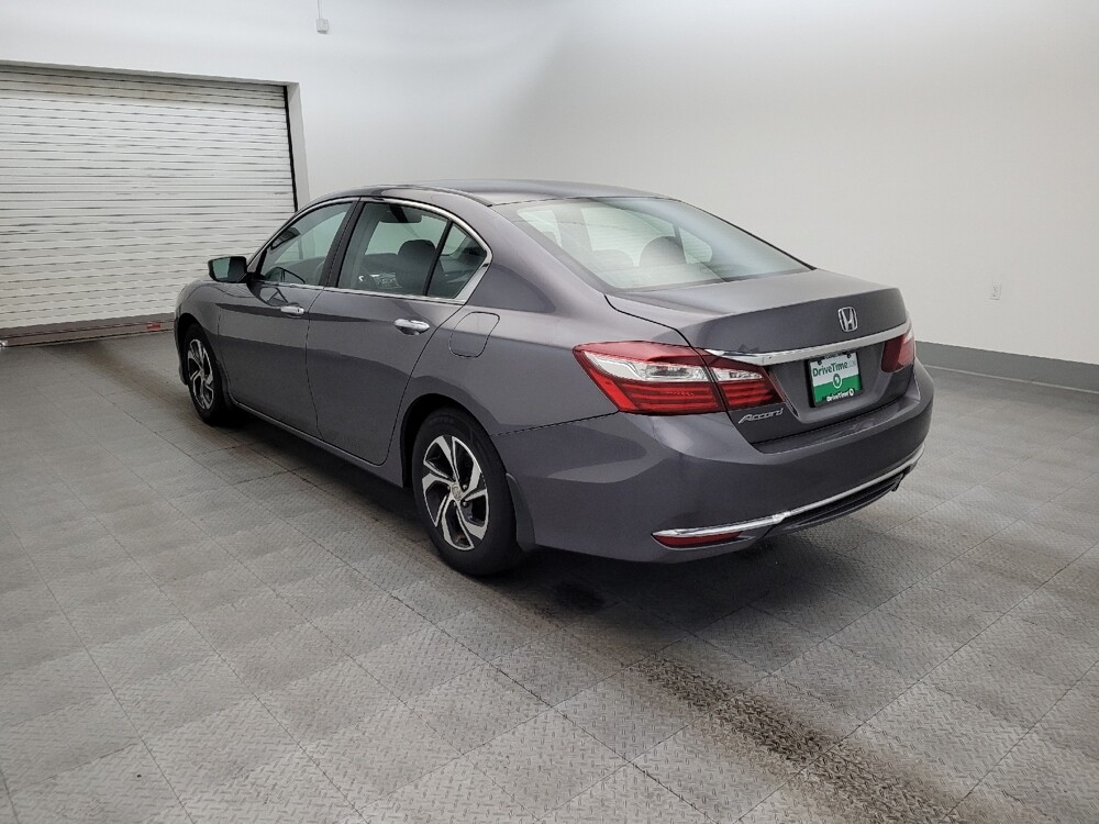 2017 Honda Accord in Glendale, AZ 85301 - 18056372 5