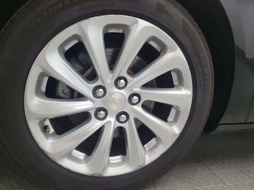 2017 Chevrolet Impala in Pittsburgh, PA 15236 - 18056419 31