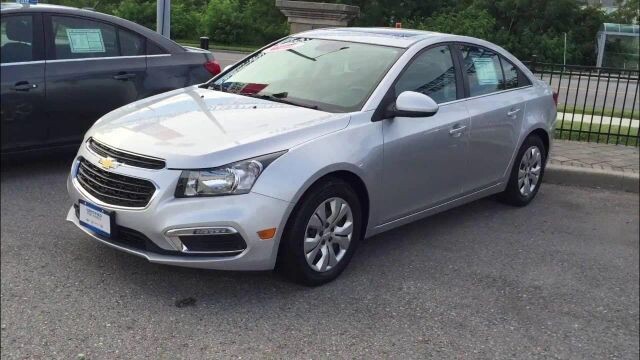 2016 Chevrolet Malibu in Wadena, MN 56482 - 18056494 5