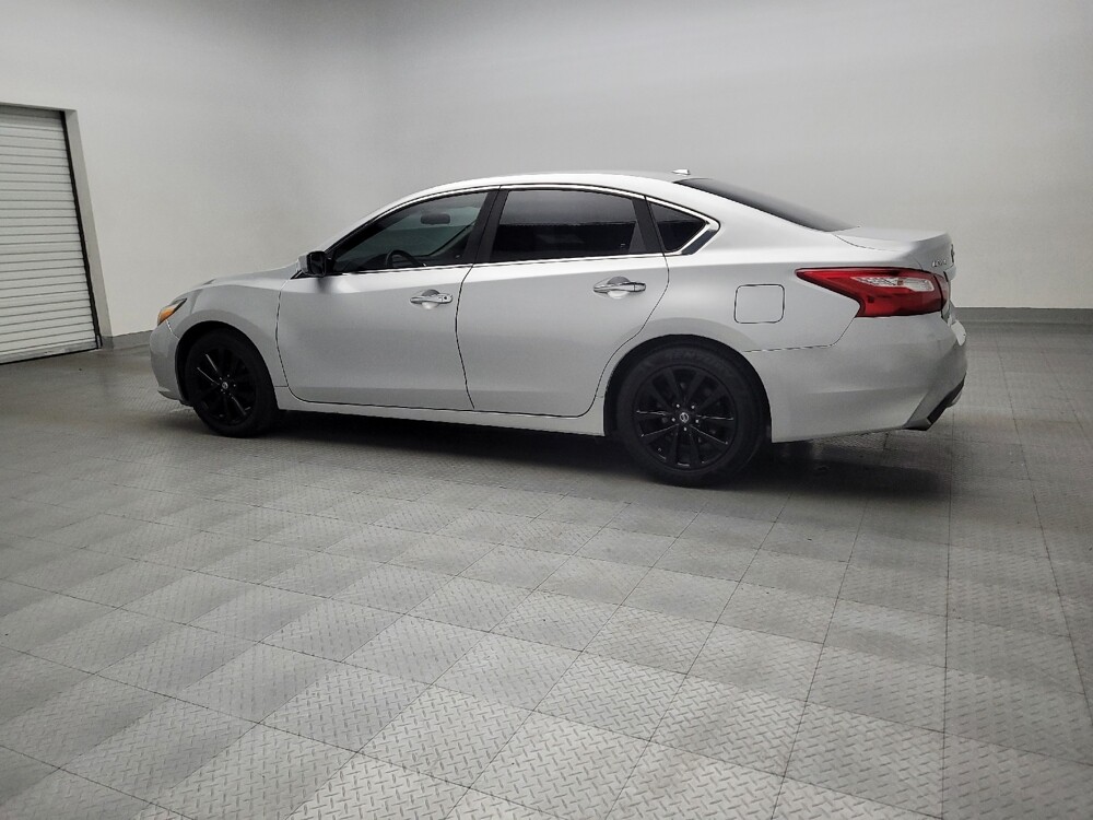 2016 Nissan Altima in Fort Worth, TX 76116 - 18056560 3