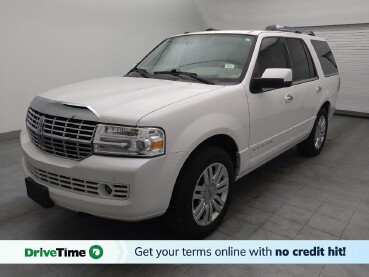 2014 Lincoln Navigator in Raleigh, NC 27604
