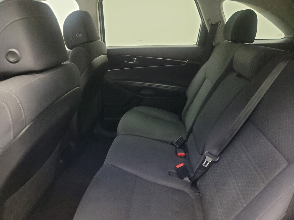 2017 Kia Sorento in Lombard, IL 60148 - 18056688 18