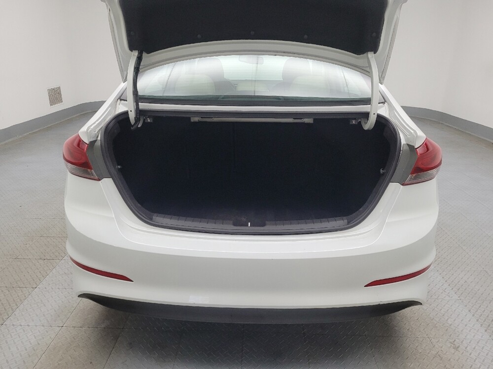 2018 Hyundai Elantra in Des Moines, IA 50310 - 18056689 29