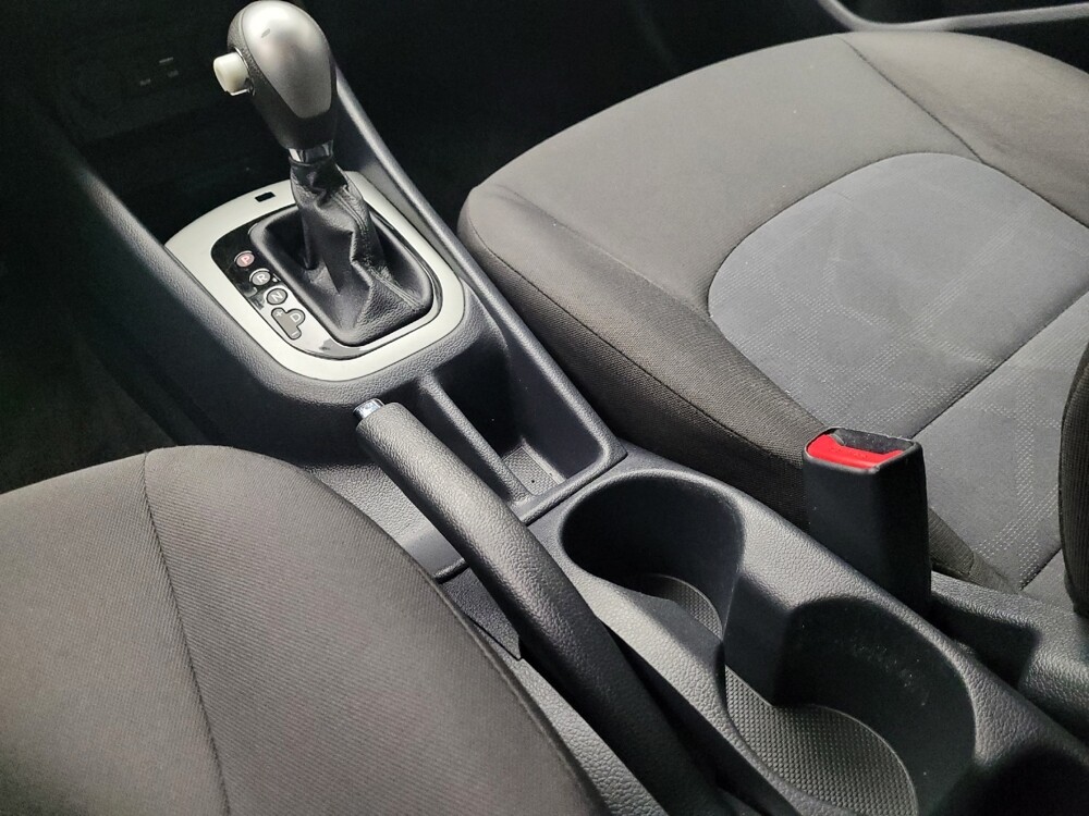 2017 Kia Rio in Eastpointe, MI 48021 - 18056691 26