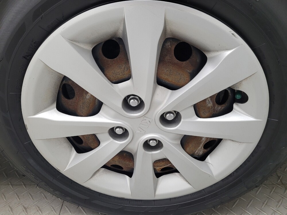 2017 Kia Rio in Eastpointe, MI 48021 - 18056691 31