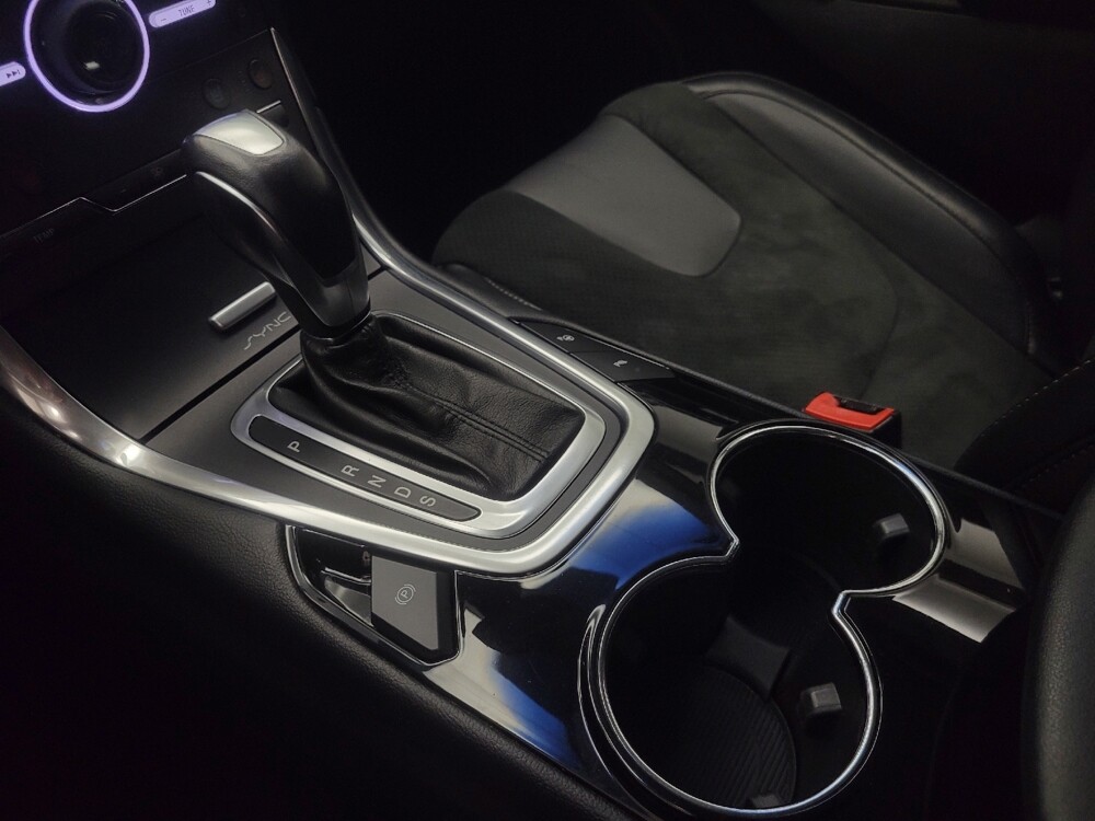 2016 Ford Edge in Mishawaka, IN 46545 - 18056708 26