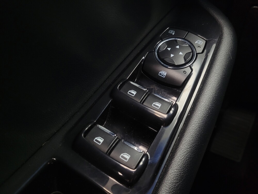 2016 Ford Edge in Mishawaka, IN 46545 - 18056708 27