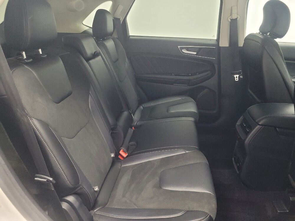 2016 Ford Edge in Mishawaka, IN 46545 - 18056708 19