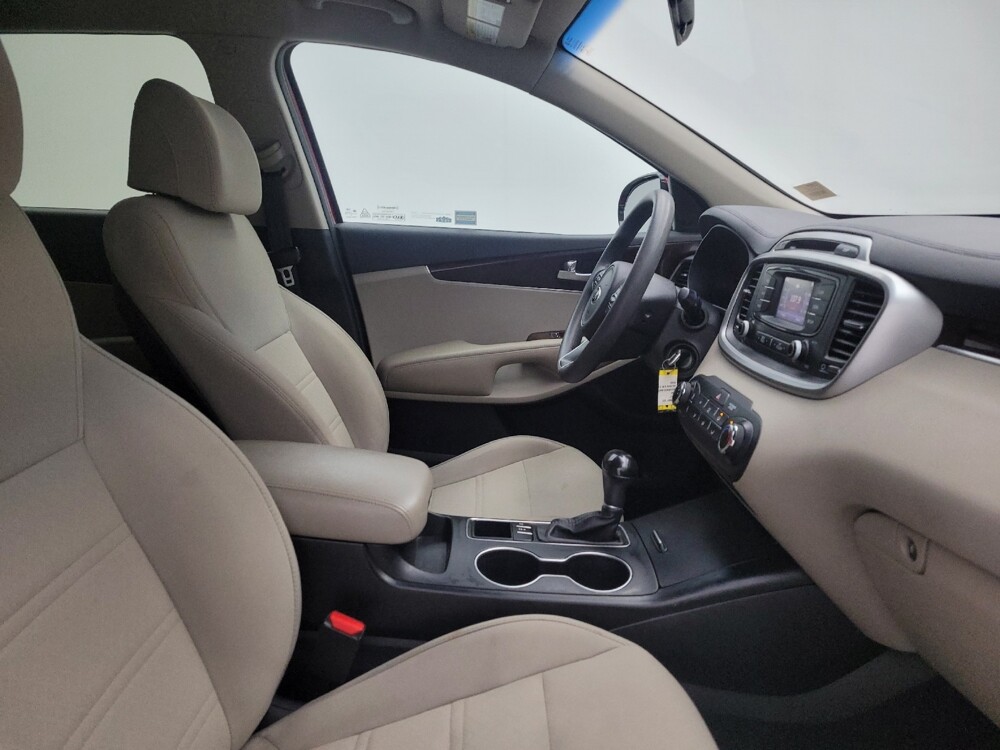 2017 Kia Sorento in Cincinnati, OH 45255 - 18056730 21