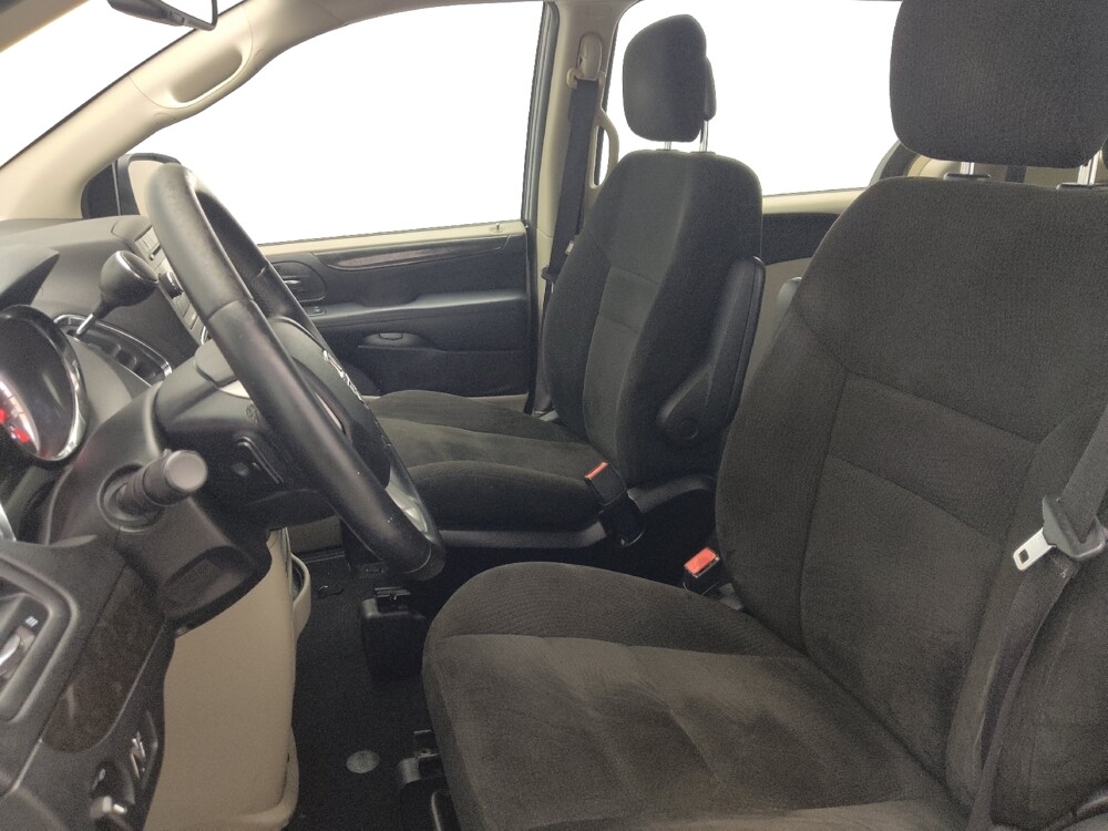 2015 Dodge Grand Caravan in Jacksonville, FL 32225 - 18056798 17