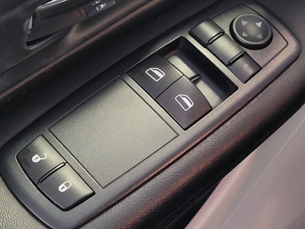 2015 Dodge Grand Caravan in Jacksonville, FL 32225 - 18056798 27