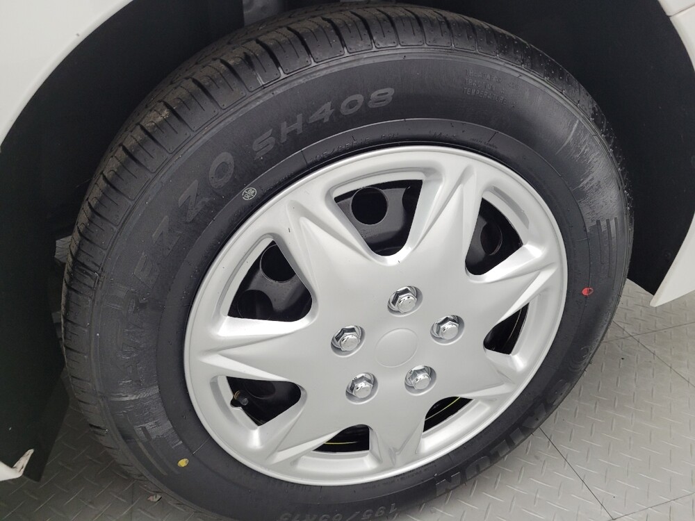 2018 Chevrolet Cruze in Cincinnati, OH 45255 - 18056801 31