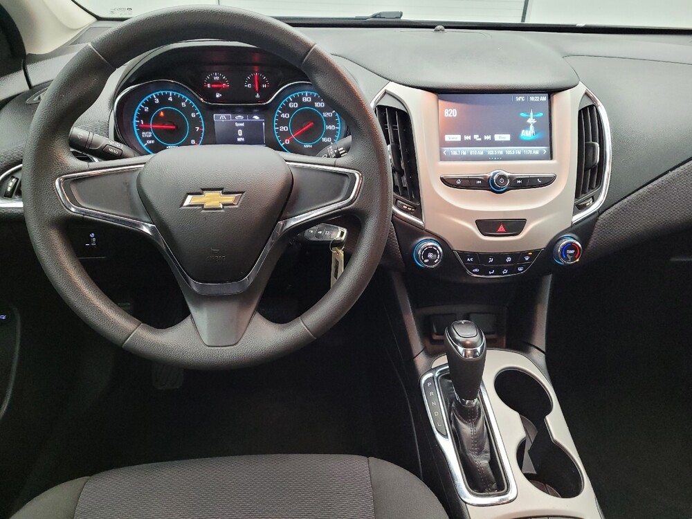 2018 Chevrolet Cruze in Cincinnati, OH 45255 - 18056801 22
