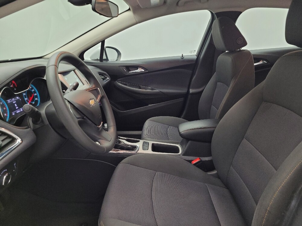 2018 Chevrolet Cruze in Cincinnati, OH 45255 - 18056801 17