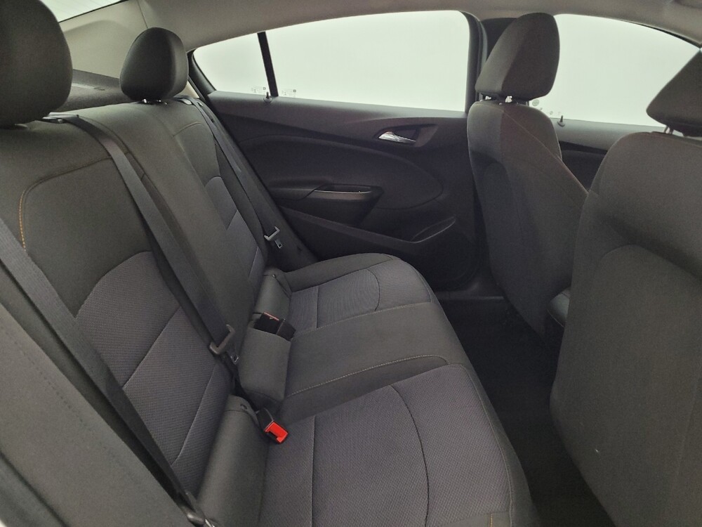 2018 Chevrolet Cruze in Cincinnati, OH 45255 - 18056801 19