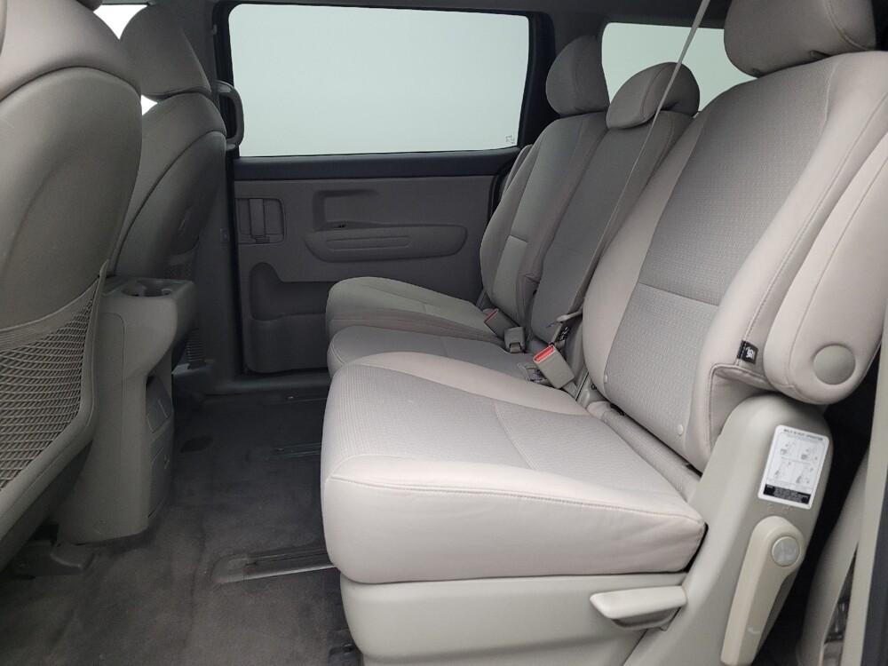 2017 Kia Sedona in Plano, TX 75074 - 18056822 18