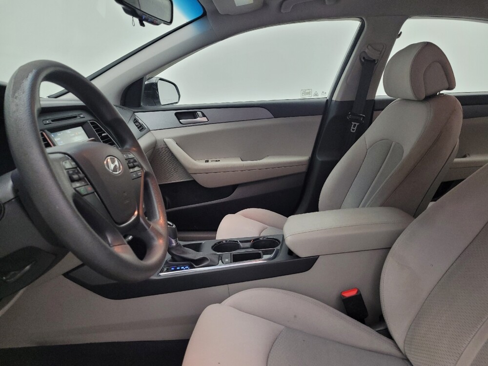 2017 Hyundai Sonata in Fairfield, OH 45014 - 18056875 17