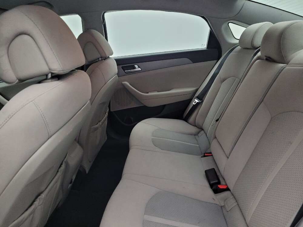 2017 Hyundai Sonata in Fairfield, OH 45014 - 18056875 18