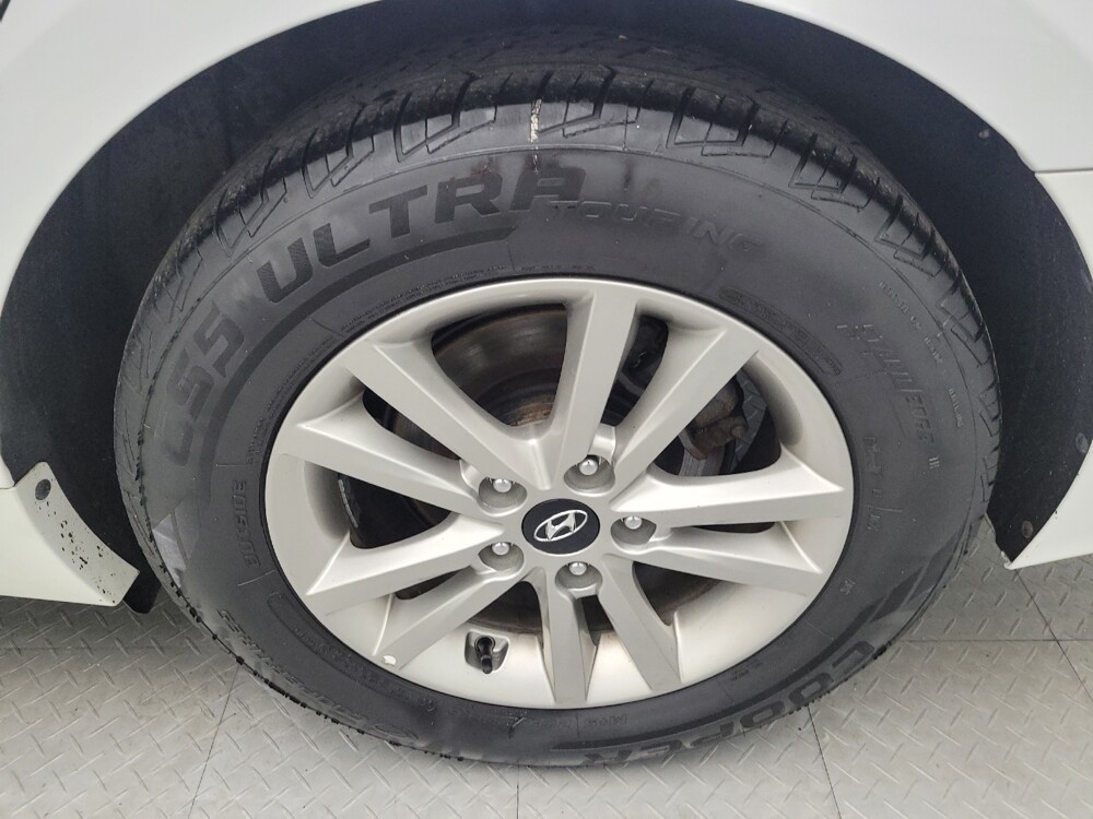 2017 Hyundai Sonata in Fairfield, OH 45014 - 18056875 31