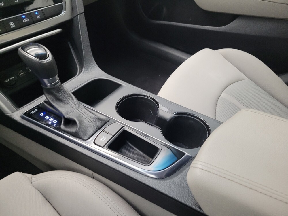 2017 Hyundai Sonata in Fairfield, OH 45014 - 18056875 26