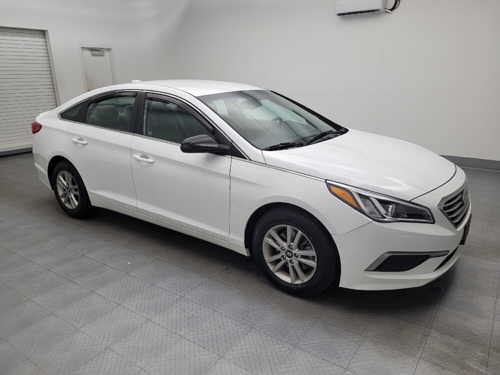 2017 Hyundai Sonata in Fairfield, OH 45014 - 18056875 11