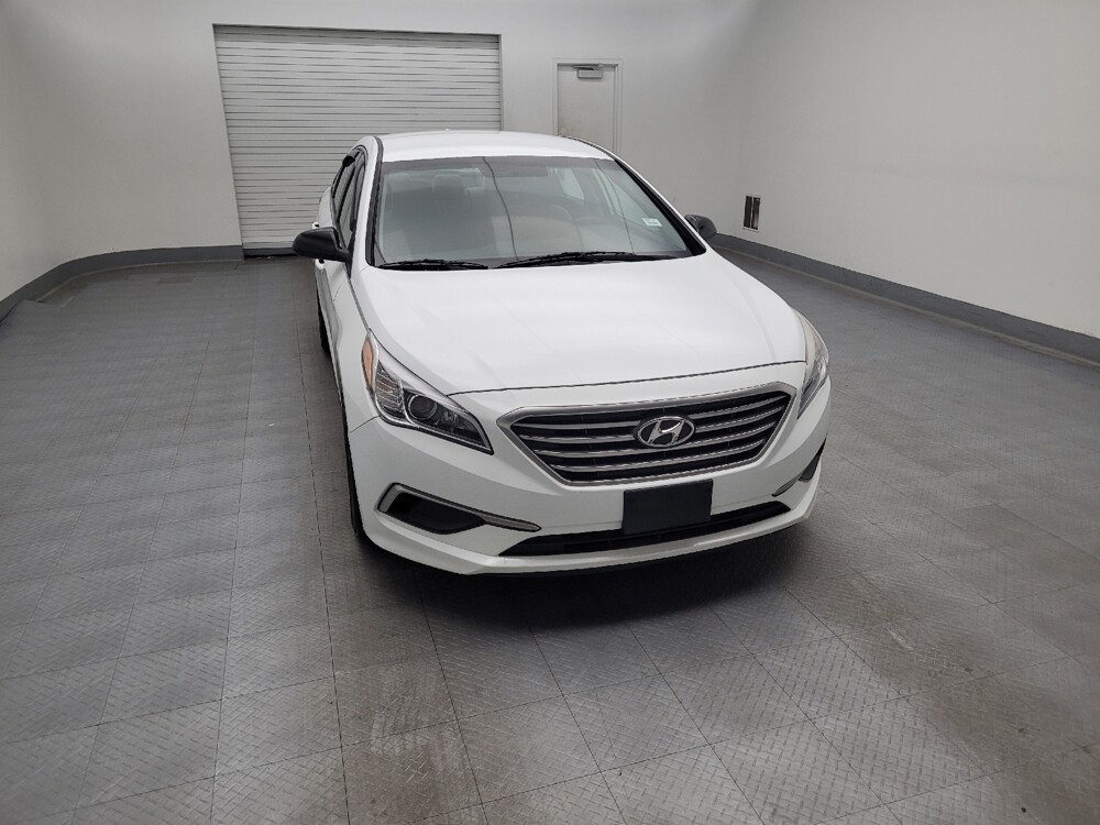 2017 Hyundai Sonata in Fairfield, OH 45014 - 18056875 14