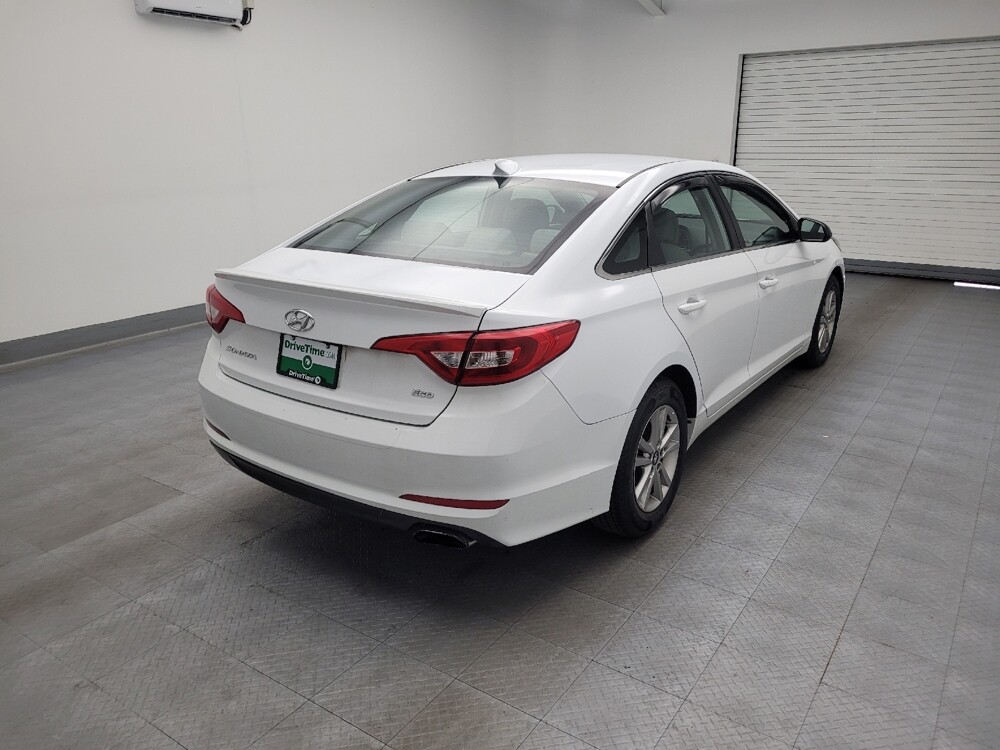 2017 Hyundai Sonata in Fairfield, OH 45014 - 18056875 9