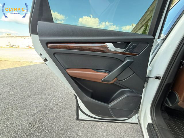 2018 Audi Q5 in Decatur, GA 30032 - 18056957 44