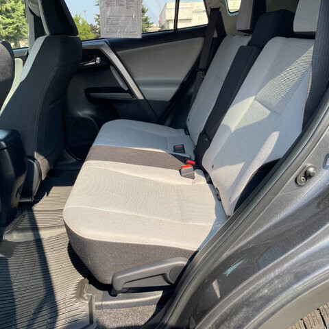 2018 Toyota RAV4 in Coeur d&amp;#039;Alene, ID 83815 - 18056960 11