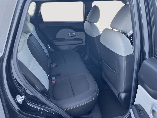2015 Kia Soul in Mesa, AZ 85212 - 18057178 98