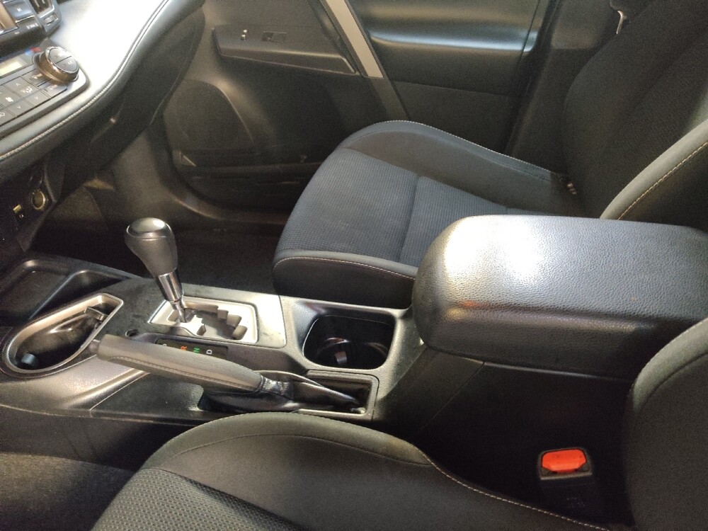 2018 Toyota RAV4 in Chesapeake, VA 23320 - 18057280 26