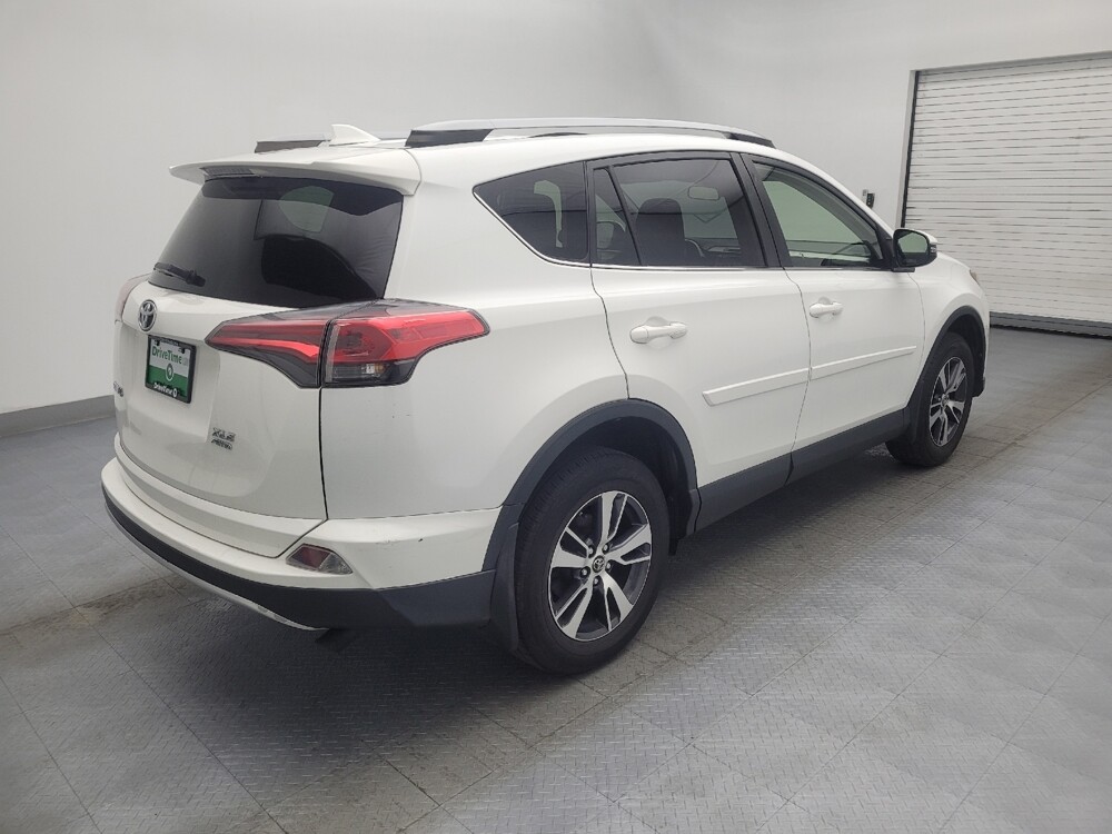 2018 Toyota RAV4 in Chesapeake, VA 23320 - 18057280 9
