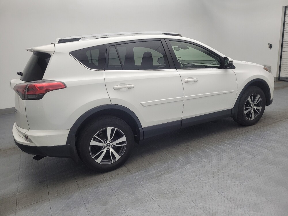 2018 Toyota RAV4 in Chesapeake, VA 23320 - 18057280 10