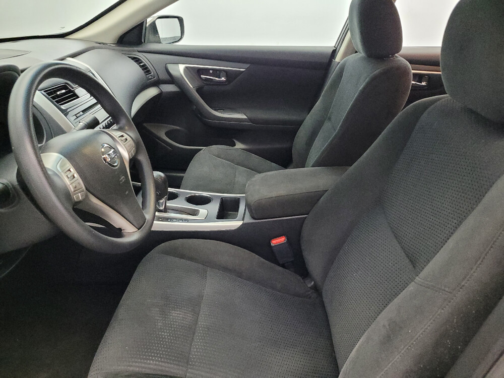 2015 Nissan Altima in Plymouth Meeting, PA 19462 - 18057307 17