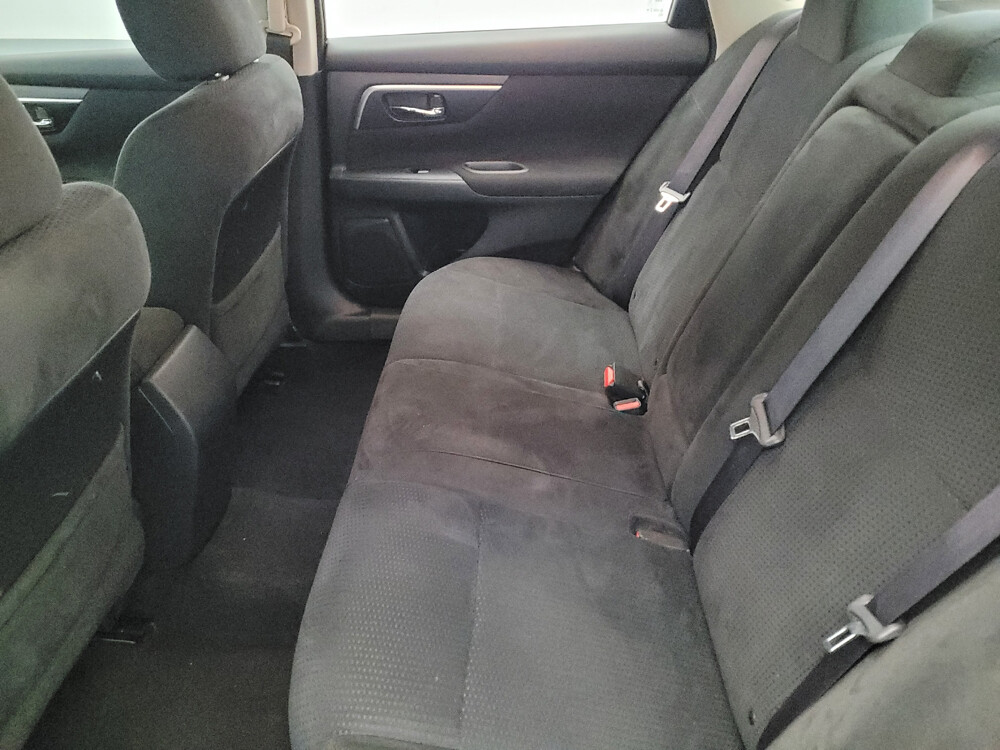 2015 Nissan Altima in Plymouth Meeting, PA 19462 - 18057307 18